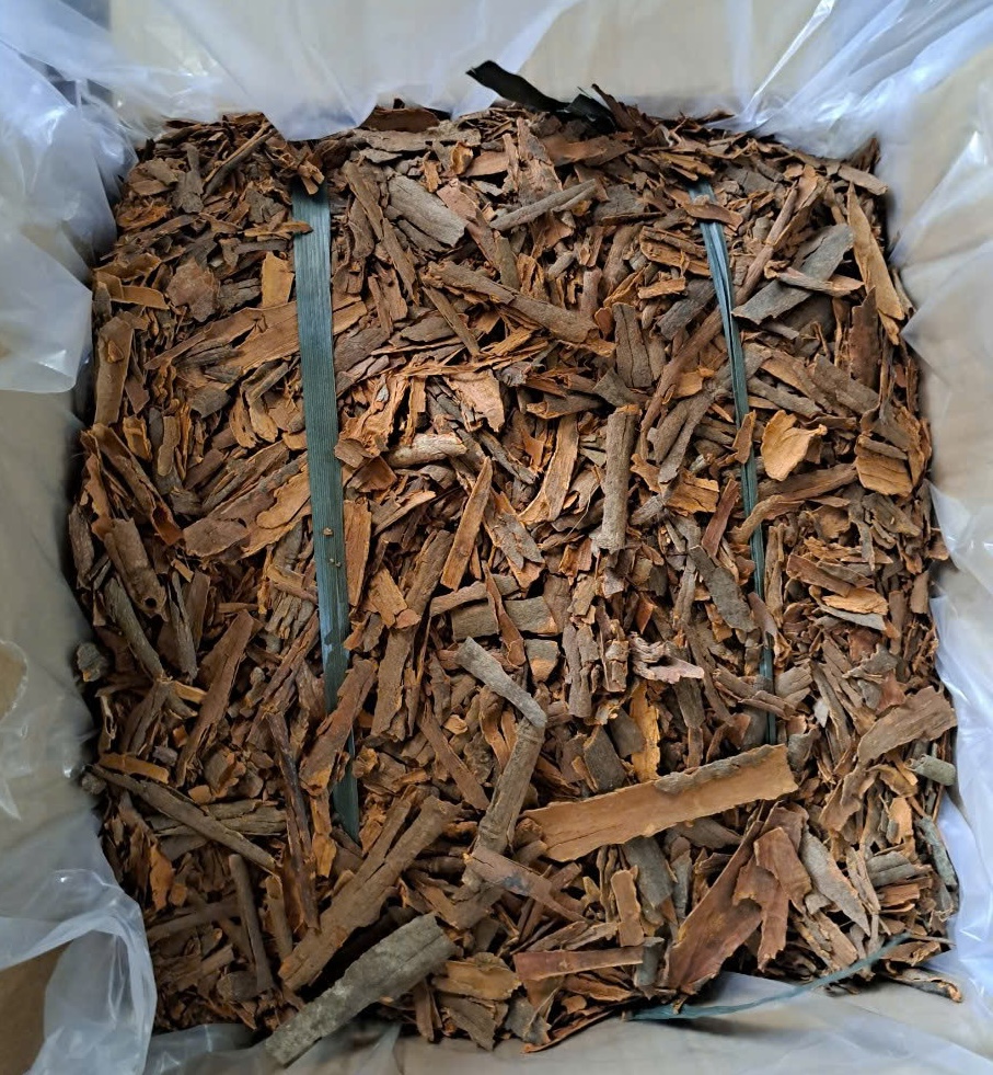 Cinnamon Broken